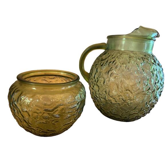 Vintage E O Brody Company green crinkle textured glass pitcher & planter bowl. - Picture 4 of 9